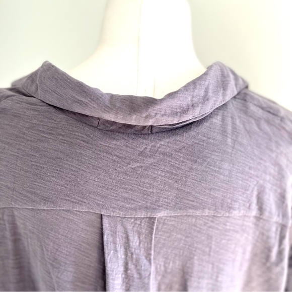 James Perse Light Grey Oversized button Down - Picture 2 of 6